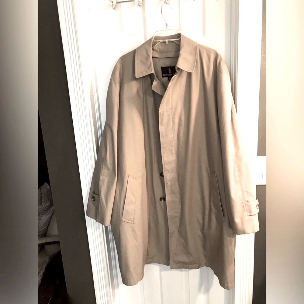 Men’s London Fog Coat, Size XL Long